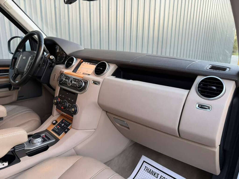 2015 Land Rover LR4 HSE