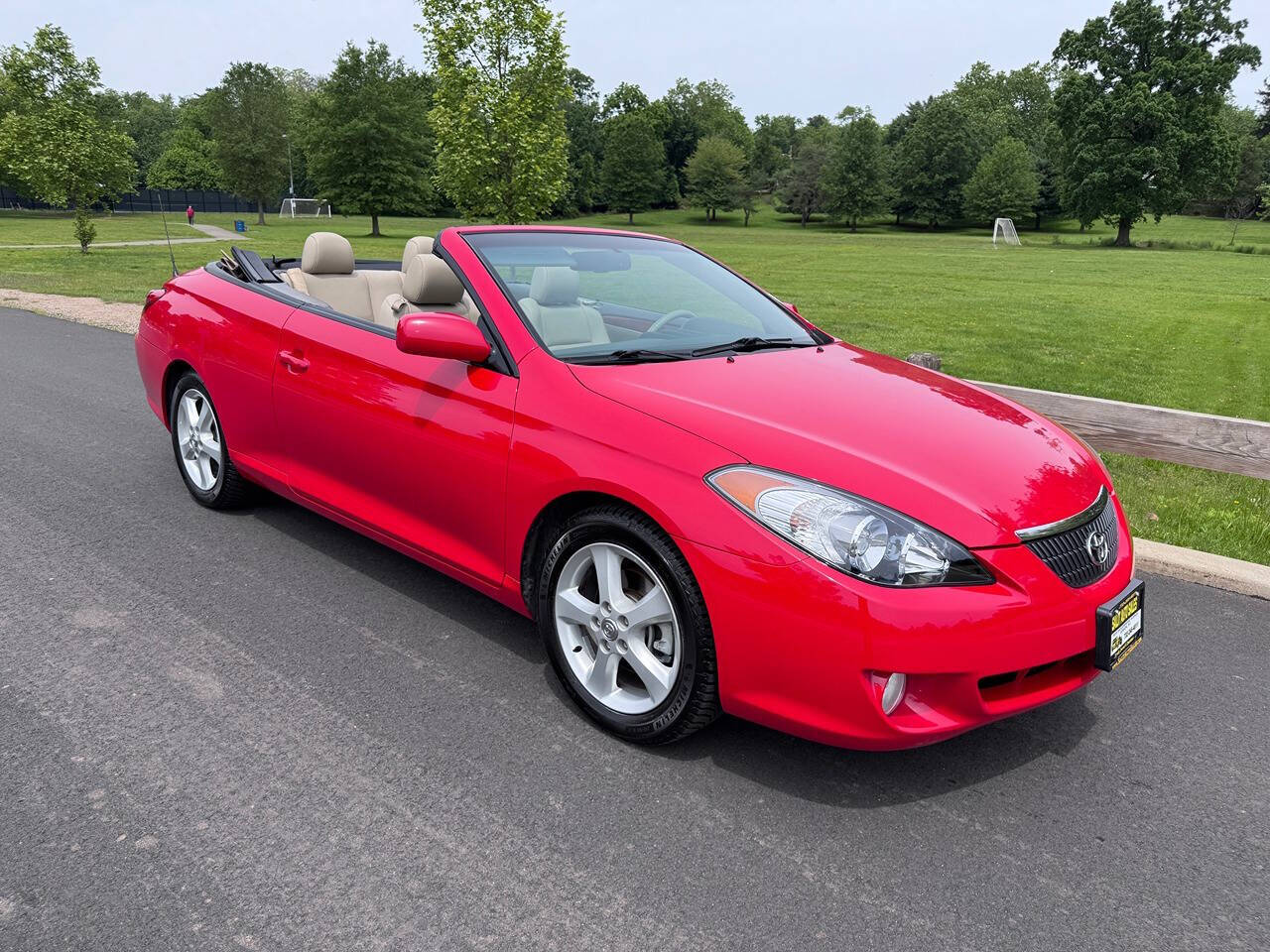 2006 Toyota Camry Solara 34