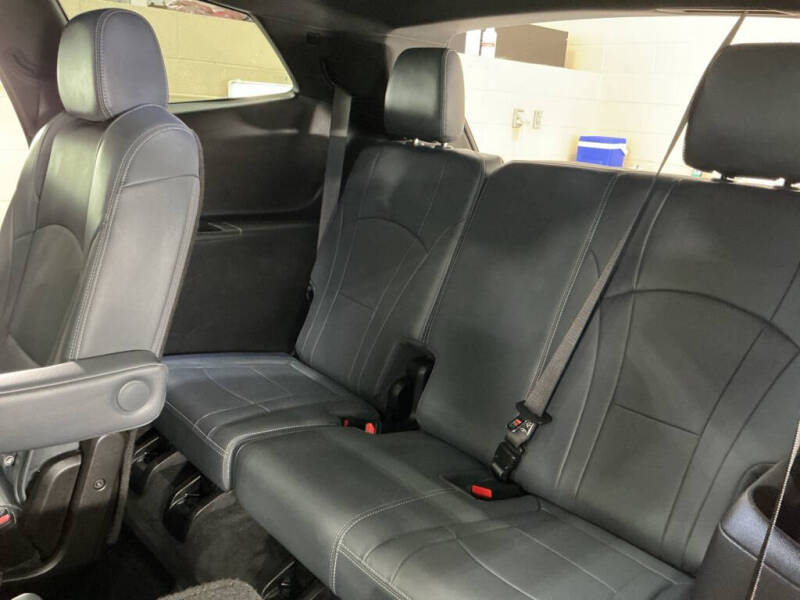 2022 Buick Enclave Essence