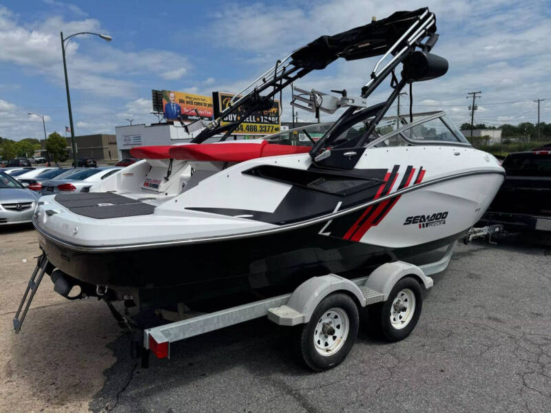 2012 Sea-Doo 210 Wake