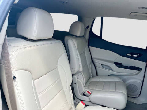 2022 GMC Acadia Denali