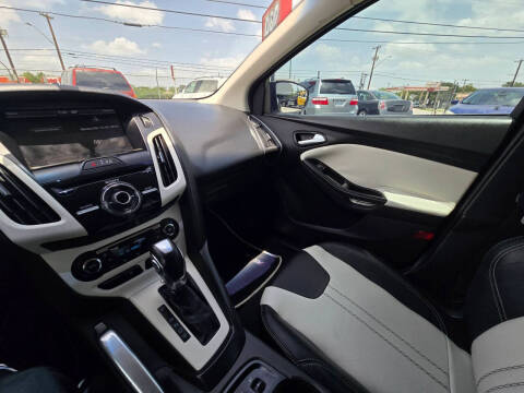 2014 Ford Focus Titanium