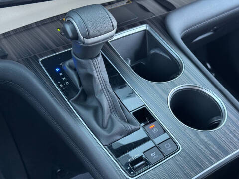 2024 Toyota Sienna Platinum 7-Passenger