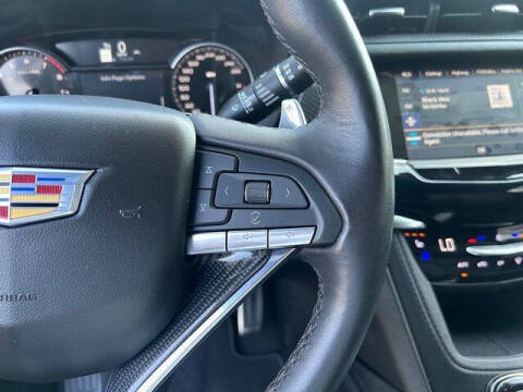 2024 Cadillac XT6 Sport