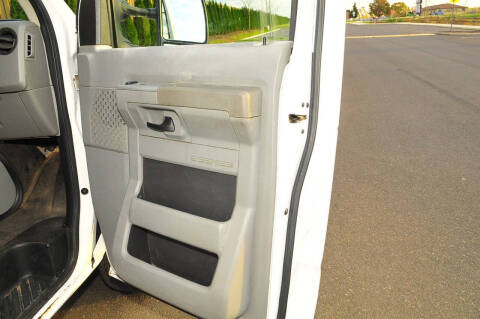 2012 Ford E-Series E-350 SD