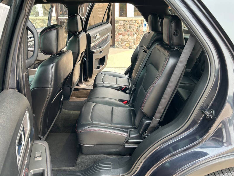2017 Ford Explorer Sport