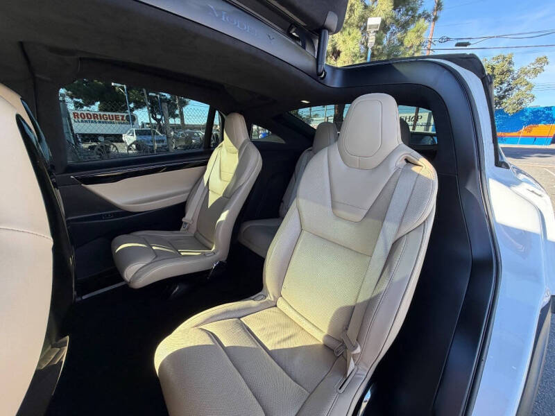 2016 Tesla Model X 75D