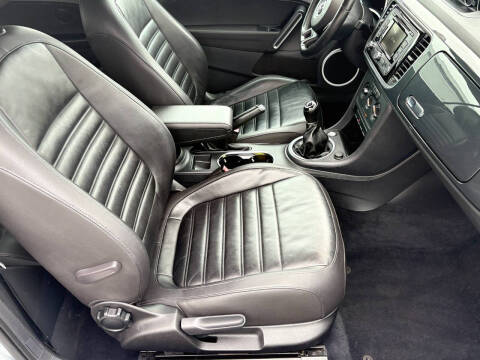 2013 Volkswagen Beetle Convertible Turbo PZEV