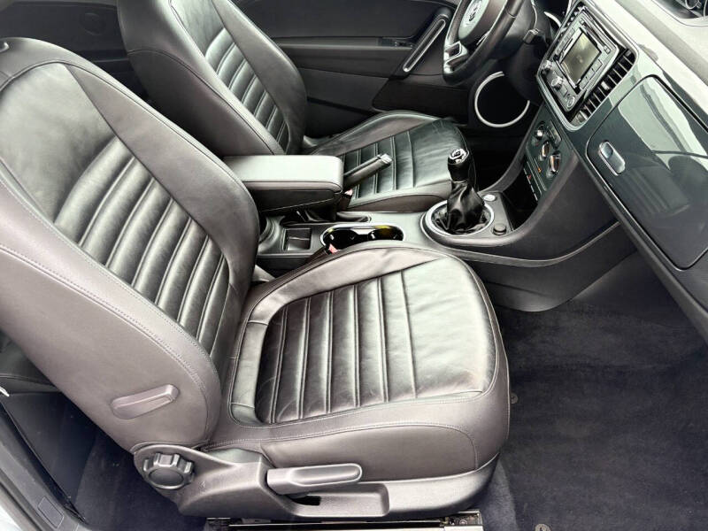 2013 Volkswagen Beetle Convertible Turbo PZEV