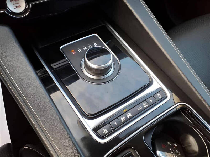 2020 Jaguar F-PACE Checkered Flag Limited Edition