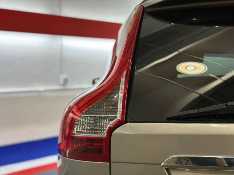 2015 Volvo XC60 T5 Drive-E Platinum