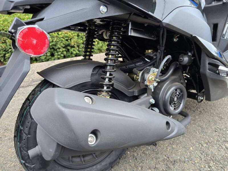 2025 Transpro Viper 49cc Scooter