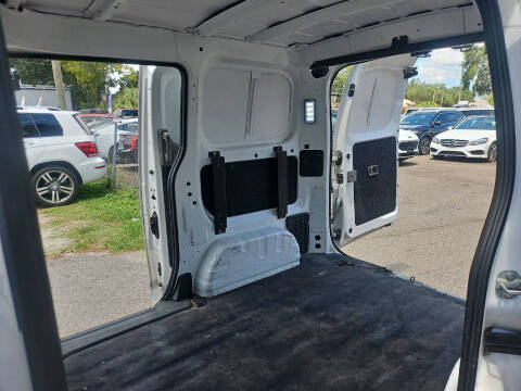 2019 Nissan NV200 SV
