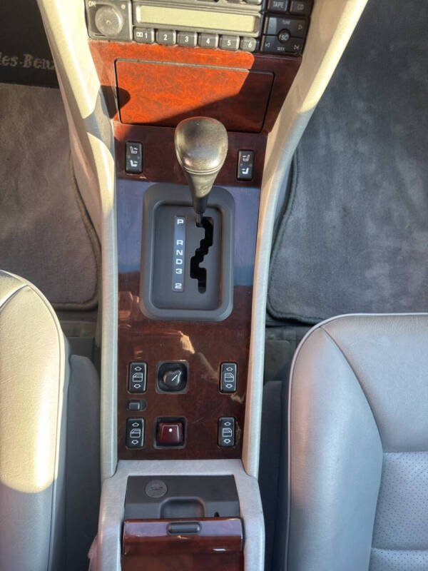 1995 Mercedes-Benz E-Class E 320