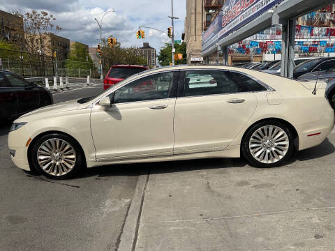 2014 Lincoln MKZ