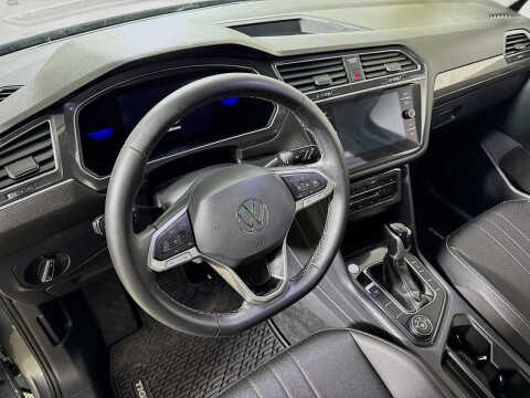 2023 Volkswagen Tiguan SE 4Motion
