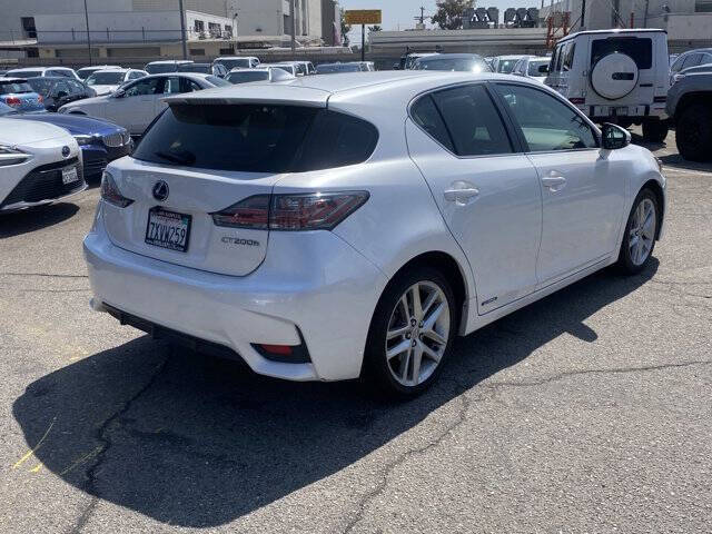 2017 Lexus CT 200h