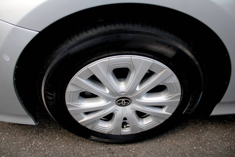 2020 Toyota Prius LE