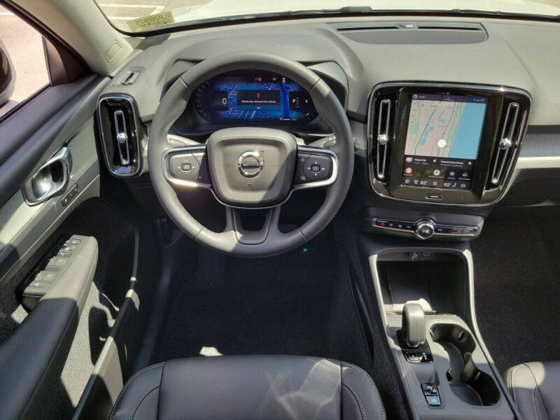2026 Volvo XC40 B4 Core