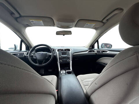 2017 Ford Fusion S