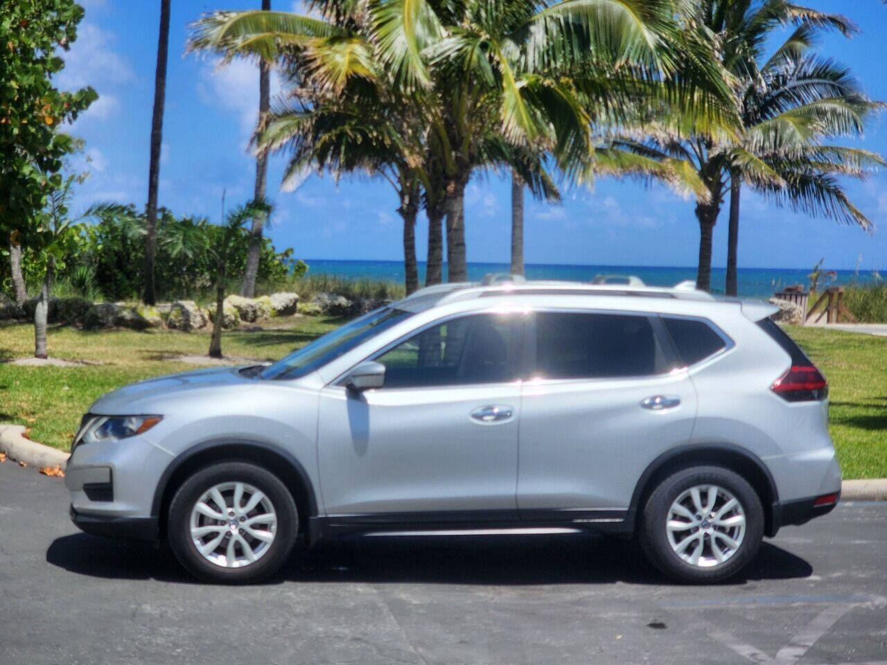 2019 Nissan Rogue for sale at JT AUTO INC in Oakland Park, FL