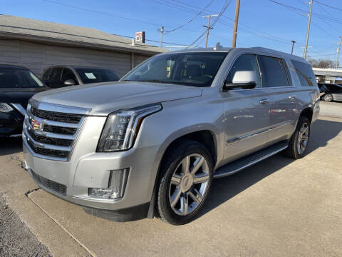 2015 Cadillac Escalade ESV for sale at Pary's Auto Sales in Garland TX