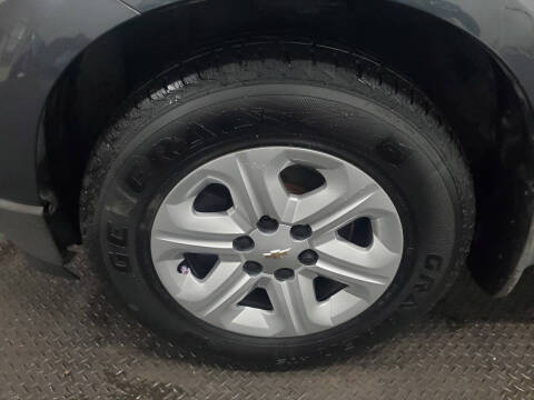 2011 Chevrolet Traverse LS
