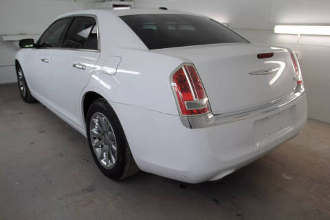 2014 Chrysler 300 C