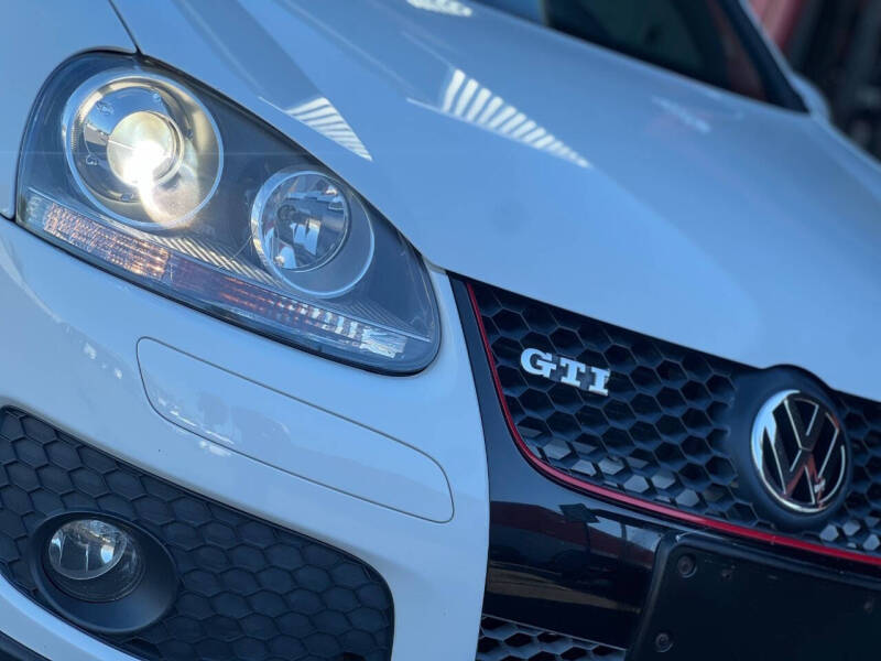 2009 Volkswagen GTI Base PZEV