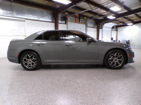 2017 Chrysler 300