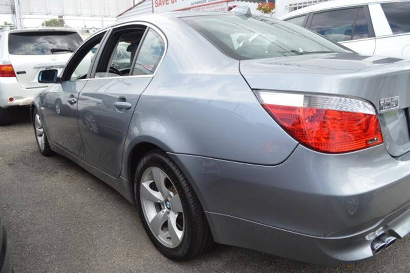 2006 BMW 5 Series 530i