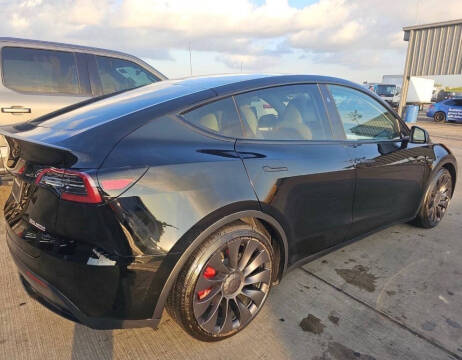 2025 Tesla Model Y Performance