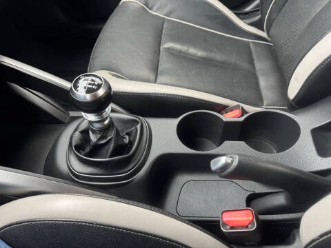 2014 Hyundai Veloster