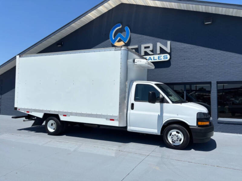 2024 Chevrolet Express Reefer Van
