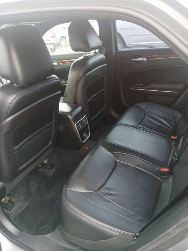 2014 Chrysler 300