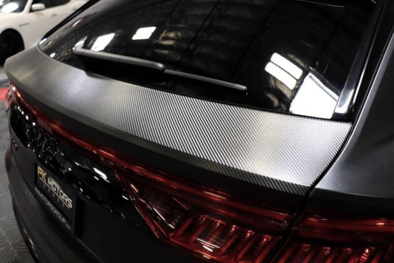 2023 Audi SQ8 4.0T quattro Prestige