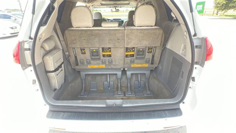 2013 Toyota Sienna