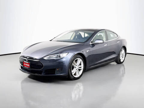 2015 Tesla Model S 70D