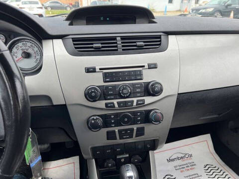 2009 Ford Focus SES