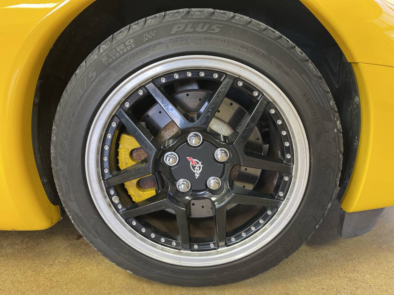 2004 Chevrolet Corvette 8