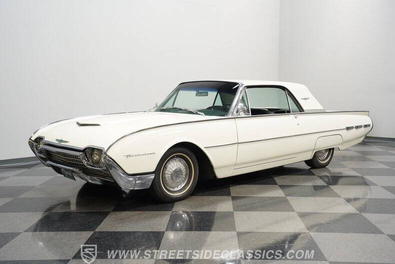 1962 Ford Thunderbird