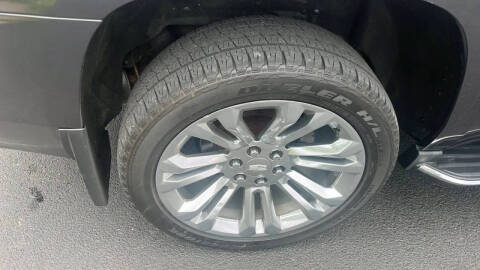 2019 Cadillac Escalade Luxury