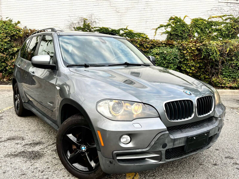 BMW X5 x5-e70 Used - the parking