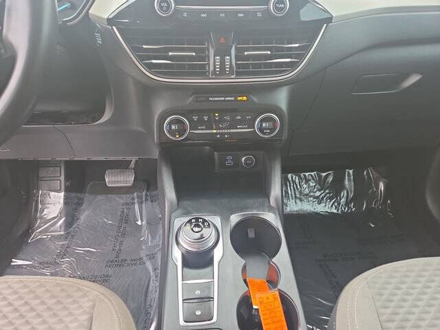 2021 Ford Escape Hybrid SE