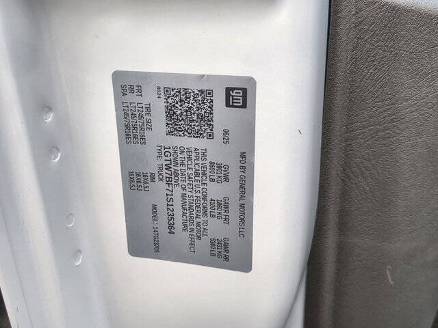 2025 GMC Savana 2500