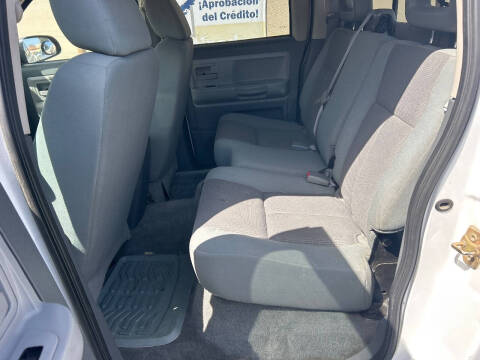 2005 Dodge Dakota SLT