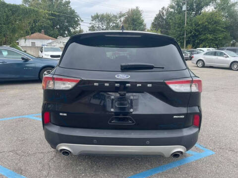2021 Ford Escape SE