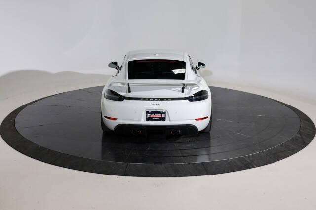 2020 Porsche 718 Cayman GT4