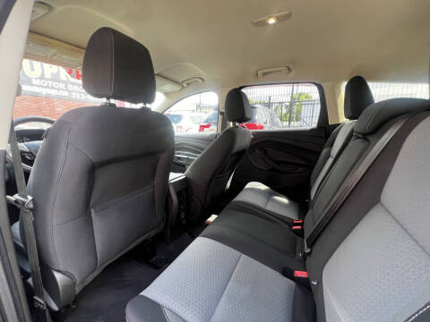 2017 Ford Escape SE