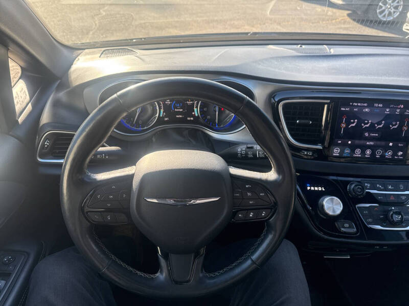 2019 Chrysler Pacifica Touring L Plus